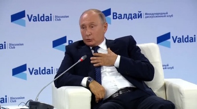 Путін переконує росіян, що з України вивезуть чернозем