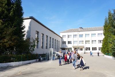 Утеплення 22 школи у Чернівцях: частину ремонтних робіт перенесли на весну