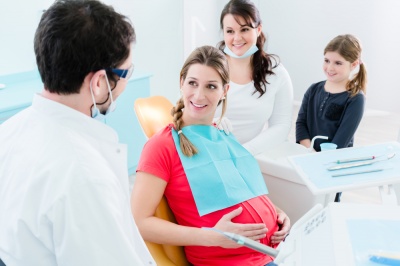 Які стоматологічні процедури не можна робити вагітній