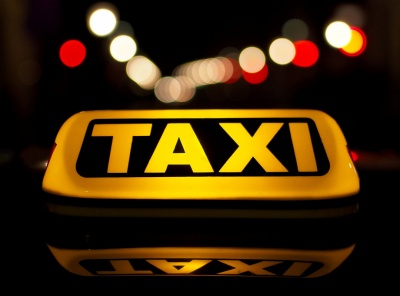 У 5 разів дорожче: буковинець порівняв вартість поїздок на таксі у Києві та Чернівцях