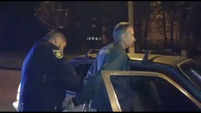 У Чернівцях п’яний водій після ДТП голосно лаявся у бік поліцейського - відео