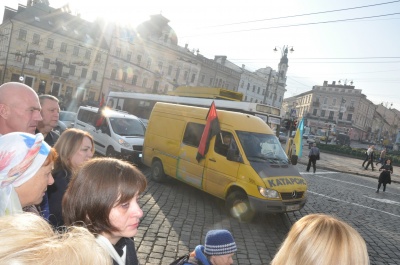 Чернівці попрощались із Дмитром Дарієм, який загинув на фронті - фото