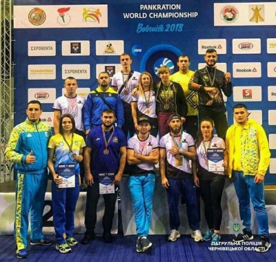 Патрульна з Чернівців стала чемпіонкою світу з панкратіону - фото