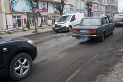 Асфальт за 22 мільйони: як ремонтують вулицю Героїв Майдану в Чернівцях