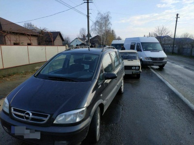 ДТП по інерції: у поліції розповіли деталі аварії з 4-ма автівками в Боянах - фото