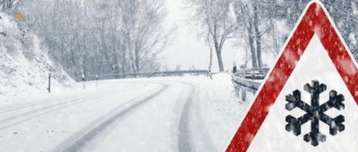 Негода на Буковині: очікується сильний сніг та ожеледиця