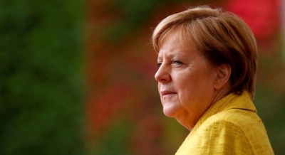 Меркель має намір обговорити з Путіним азовське питання