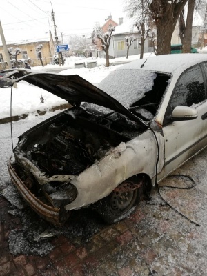 Підпал автомобіля іноземця та подорожчання проїзду. Головні новини 29 листопада