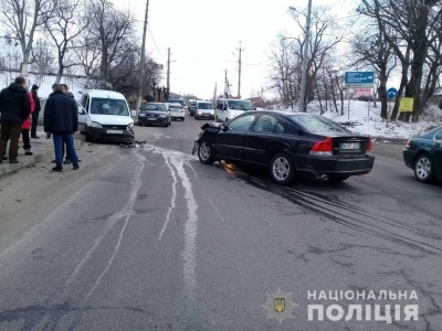 У поліції розповіли деталі подвійного зіткнення на Хотинській