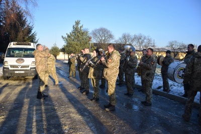 У Тернополі військові попрощалися із бійцем з Чернівців, який помер на фронті