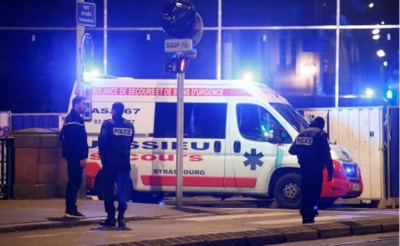 У Франції на різдвяному містечку невідомий влаштував стрілянину, одна людина загинула