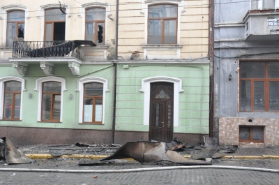 Поліція відкрила провадження за фактом пожежі в центрі Чернівців