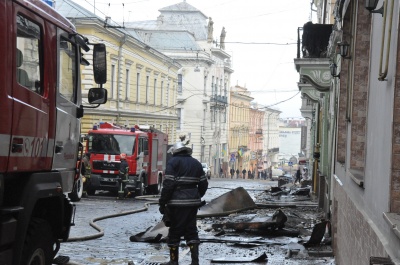 Поліція відкрила провадження за фактом пожежі в центрі Чернівців