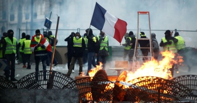 У Франції під час протестів вже загинуло семеро людей