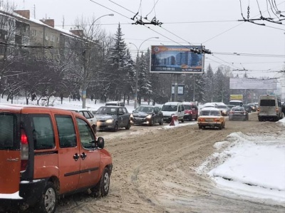 Снігова негода: на Буковині від початку доби сталися п’ять ДТП