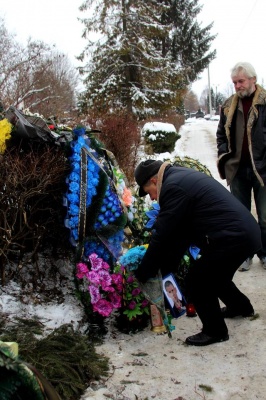 У Чернівцях попрощалися із учасником АТО Олександром Загородним - фото