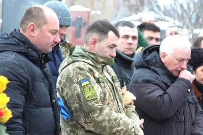 У Чернівцях попрощалися із учасником АТО Олександром Загородним - фото