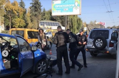 «Кума, ти жива?»: як покарали водійку, яка потрапила в курйозну ДТП у Чернівцях
