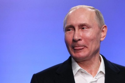 Офіційний рейтинг Путіна обвалився до рівня 15-річної давності