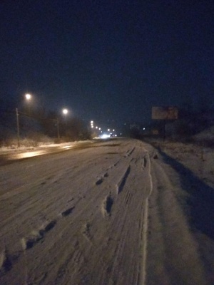 У Чернівцях на об’їзній занесло фуру, виїзд з міста заблокований