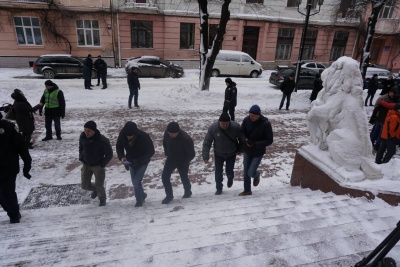 Непорозуміння серед бійців АТО: у Чернівцях розпочалися збори - відео