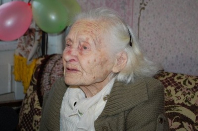 У Чернівцях найстарша мешканка відзначила 104-річчя
