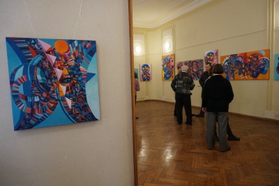 У Чернівцях представили виставку сучасного молдовського мистецтва - фото