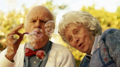 Як впливає шлюб на здоров'я літніх людей