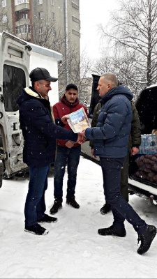 Волонтери з Буковини відправили чергову допомогу бійцям на схід - відео