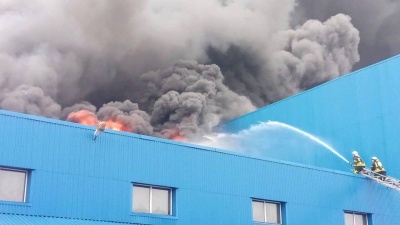 У Києві палають 8 тисяч складських «квадратів» - фото
