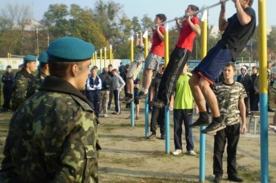 У Чернівцях шукають людину на посаду завкафедри військової підготовки ЧНУ