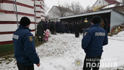 На Буковині поліція не зафіксувала порушень під час зборів громад про перехід до ПЦУ