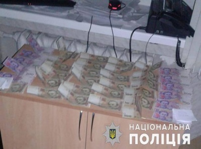 У Чернівцях посадовці торгували посвідченнями про одержання профосвіти: справу передали в суд