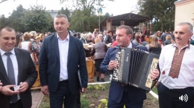 Прошеніє про бабло і сіяніє лямпи Петровіча. Блог Мостіпаки