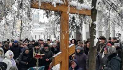 Пікет у міськраді та побиття учасника АТО. Головні новини Буковини за 12 лютого