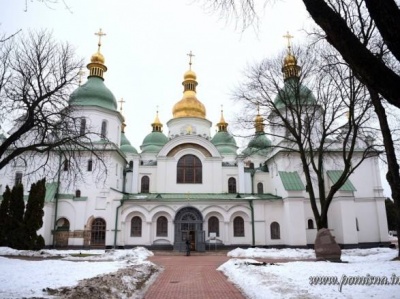 Пікет у міськраді та побиття учасника АТО. Головні новини Буковини за 12 лютого