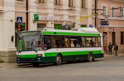 У Чернівцях сьогодні запрацював е-квиток у тролейбусах №4