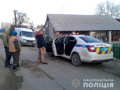 На Буковині п’яний водій намагався підкупити співробітників поліції