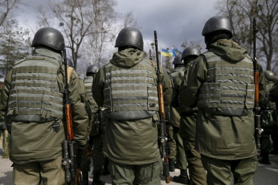 Десантники і снайпери на передовій з 1 квітня отримуватимуть по 24 тисячі гривень  