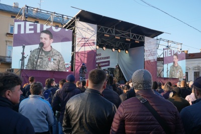 Візит Порошенка на Буковину: огляд подій і заяв президента