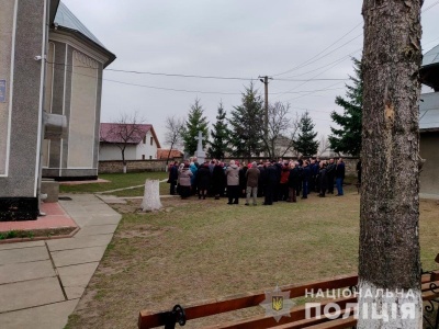 Скандал у церкві та новий тролейбусний маршрут. Головні новини 24 березня