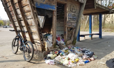 Бешлея закликали звільнитись із посади через ситуацію зі сміттям у Чернівцях