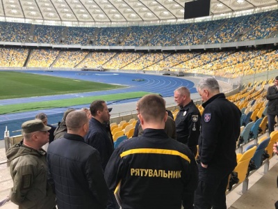 Силовики провели нараду на "Олімпійському" - готуються до можливих дебатів