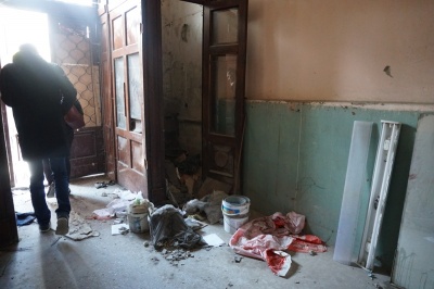 Щури та сміття: як виглядає приміщення колишнього кінотеатру «Україна» – фото