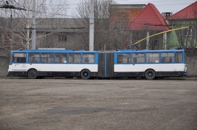 У Чернівцях два тролейбусні маршрути відновлять рух у звичному режимі