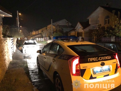 У Рівному секретарю міськради спалили авто – фото