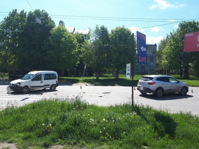ДТП із дітьми в Чернівцях: п'яний водій «втік», а потім повернувся - фото