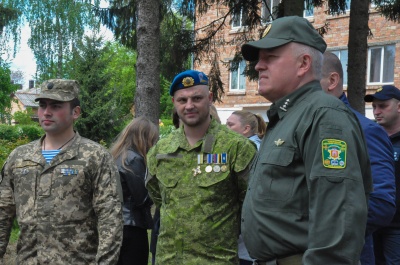 У Чернівецькому військово-спортивному ліцеї відзначили річницю створення - фото