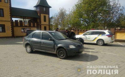 На Буковині легковик збив 7-річного хлопчика, дитина у лікарні