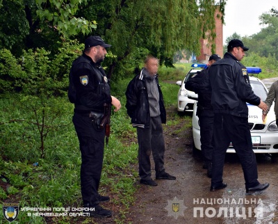 У Чернівцях затримали чоловіка,  який проник до готельного комплексу